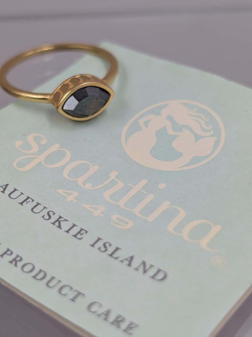 Spartina 449 Gunmetal Crystal Solitaire Ring Gold Tone Size 6.75 | M172AB